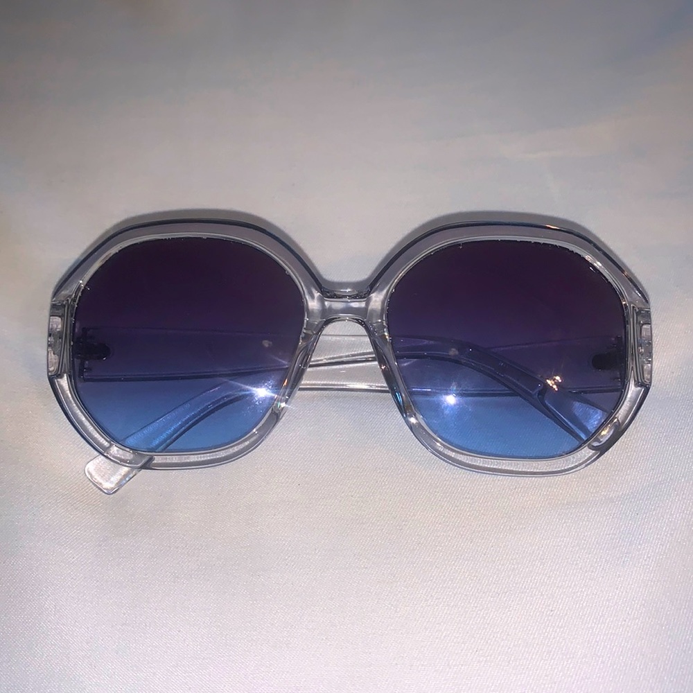 MUST BUNDLE Blue Tinted Statement Sunglasses with Blue Tinted Clear Frame